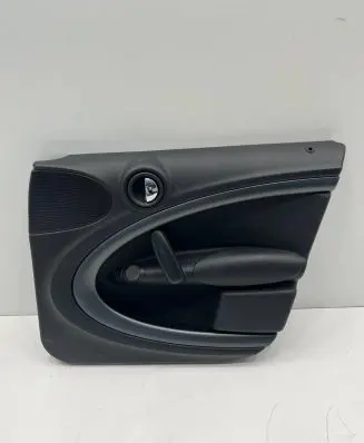 Mini Cooper Countryman R60 Front door card panel trim