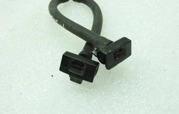 Renault Captur Windshield washer spray nozzle 289304879R 7705030025