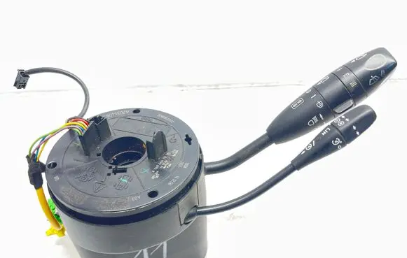 Mercedes-Benz C W203 Wiper turn signal indicator stalk/switch A2035408345
