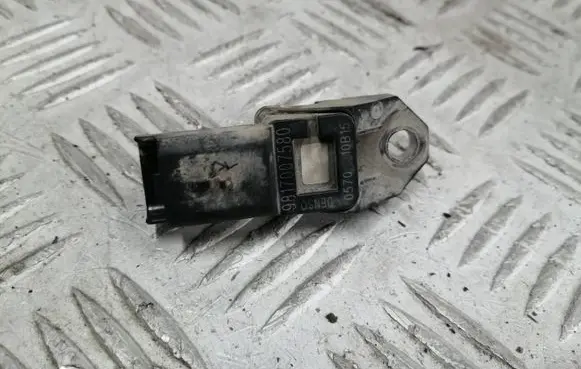 Citroen Berlingo Air pressure sensor 9817007580 057010B15