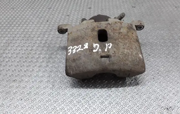 Honda CR-V Front brake caliper
