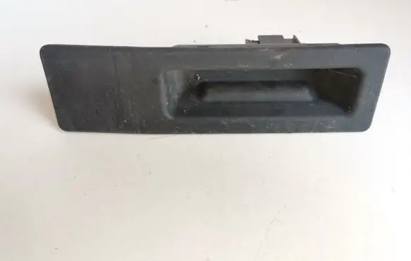 BMW 3 F30 F35 F31 Tailgate opening switch 7368752 51247368752