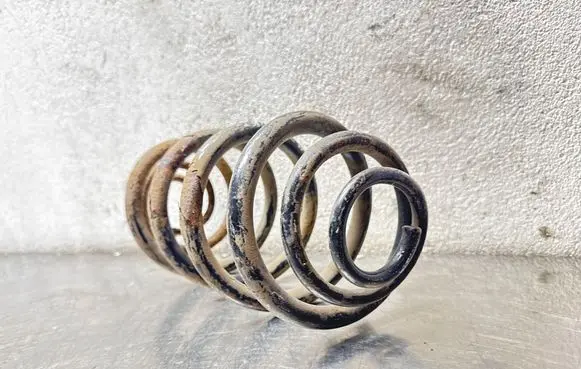Opel Astra J Rear coil spring