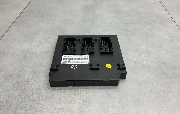 Audi Q3 8U Comfort/convenience module 8X0907063K