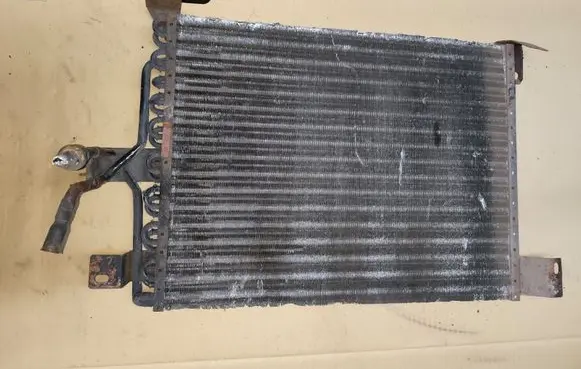 Jeep Grand Cherokee A/C cooling radiator (condenser)