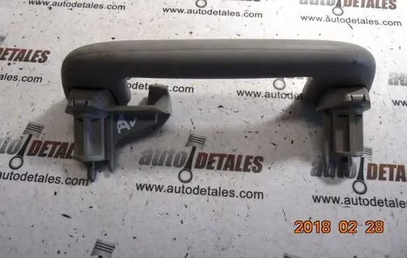 Toyota Avensis T220 Rear interior roof grab handle