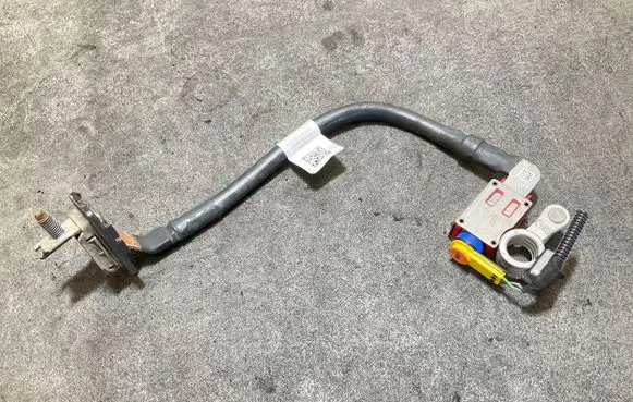 Mercedes-Benz Sprinter W906 Positive cable (battery) A9064401066 LLZ004Q00101 132490000347