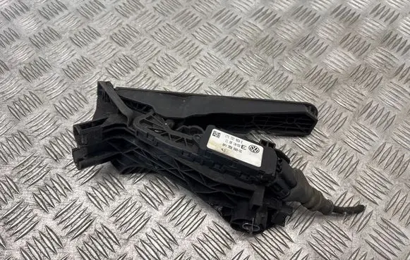 Volkswagen Touran I Accelerator throttle pedal 1T1721503E 6PV00868900 11051803