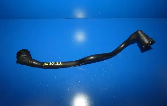 Volvo XC90 Engine coolant pipe/hose X630T8