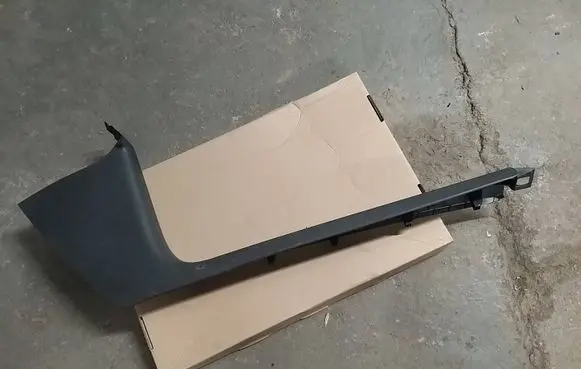 Volkswagen Touran II Front sill trim cover 1T1863484C