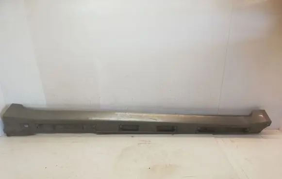 Toyota Avensis T270 Sill 7585005010 7585005020