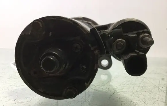 Volkswagen PASSAT B6 Starter motor 09M911023