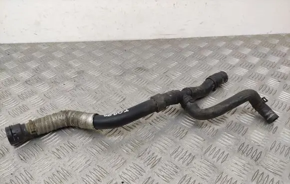 Volkswagen PASSAT CC Engine coolant pipe/hose 3B0122291