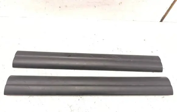 BMW 1 E81 E87 Front sill trim cover 7066975 51477066975