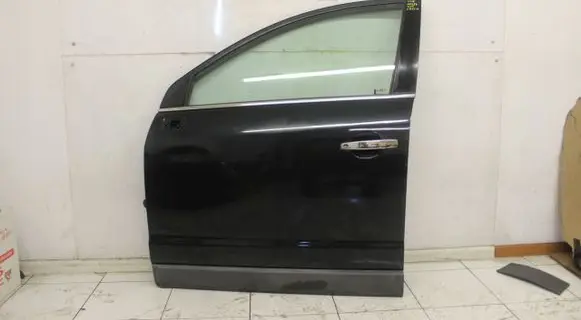 Opel Antara Front door