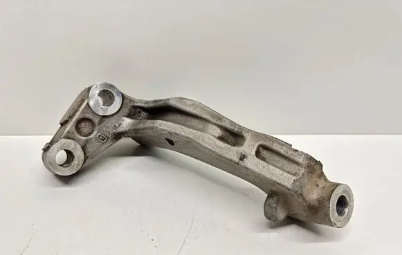Peugeot 308 Other front suspension part S044A 260142 S04-4A