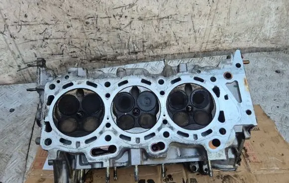 Lexus GS 300 350 430 450H Engine head 2GRS
