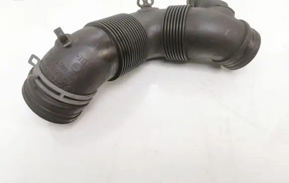 Volkswagen PASSAT B6 Air micro filter air duct channel part 3C0129654N 1J0906391B
