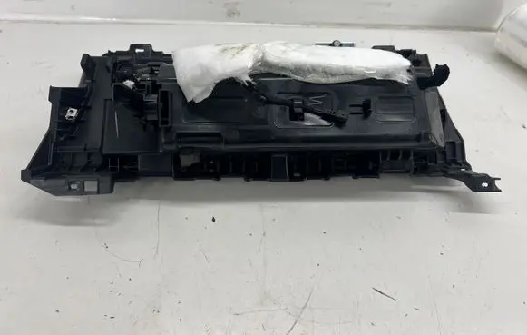 Tesla Model 3 Glove box 108333100A 2023860X