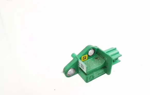 Volkswagen Golf V Airbag deployment crash/impact sensor 1K0909606C