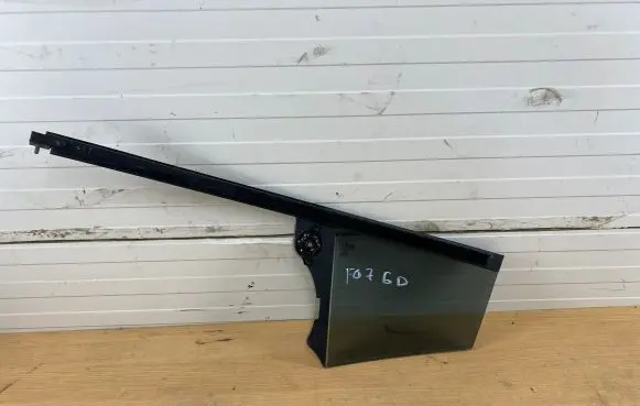 BMW 5 GT F07 Rear vent window glass 43R00050
