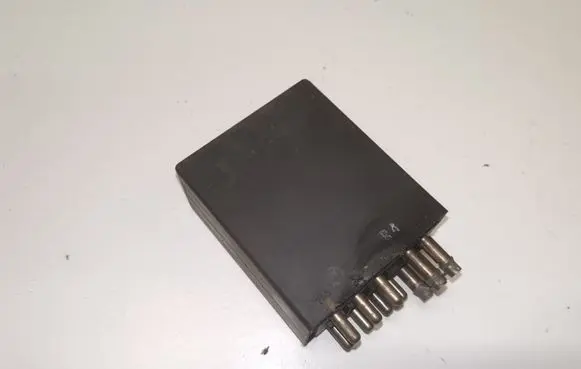 Mercedes-Benz E W124 Other relay 0045453632 0281001013
