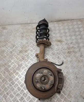 Front wheel hub