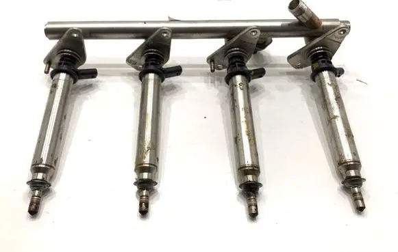 Mercedes-Benz E W212 Fuel main line pipe A2780700687