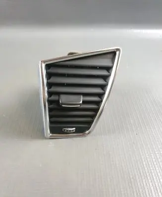 Audi Q5 SQ5 Dashboard side air vent grill/cover trim 8R2820901F