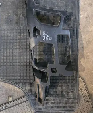 Ford Mondeo MK IV Front bumper mounting bracket