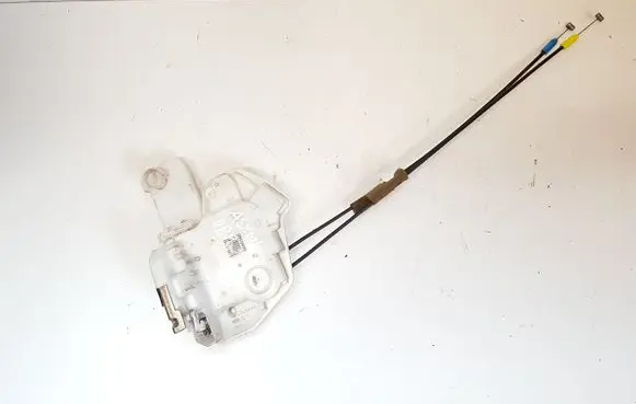 Mitsubishi ASX Front door lock 5715A594