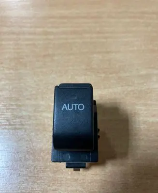 Toyota Avensis T250 Electric window control switch 8481005050 37080A 37080A108B