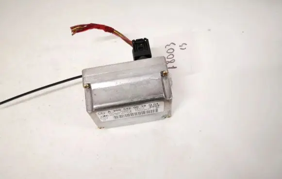 Mercedes-Benz C W203 ESP acceleration yaw rate sensor a2095420018 10.0985-1507.4