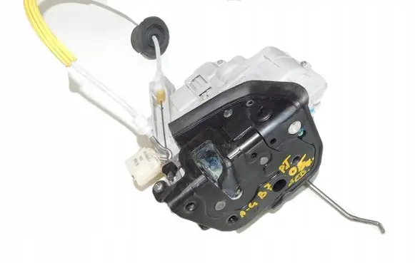 Audi A4 S4 B7 8E 8H Rear door lock