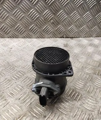 Volvo V70 Mass air flow meter 8670115