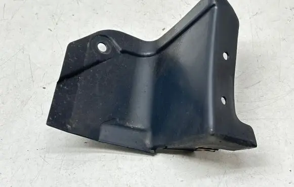 Nissan Pulsar Rear bumper underbody cover/under tray 767493ZL0A 204878008