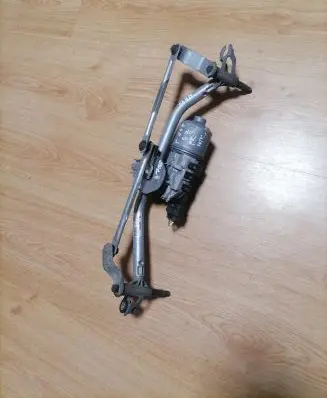 Peugeot 207 Front wiper linkage and motor 3397020769 94338R01 9650380780