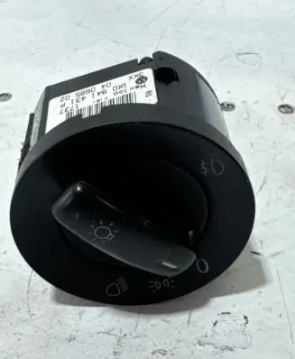 Volkswagen Golf Plus Light switch 1K0941431P 04068502