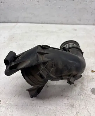 Mercedes-Benz C W204 Mass air flow meter A2710900829