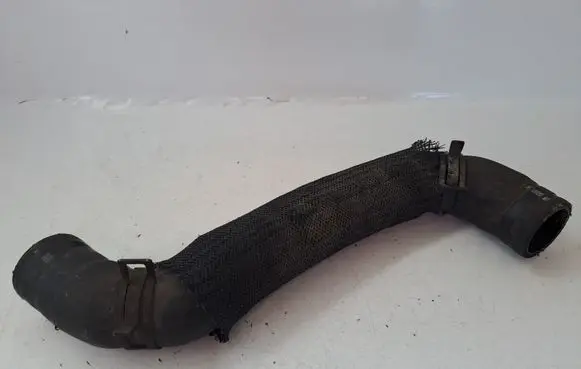 Toyota Avensis T250 Engine coolant pipe/hose 165710G011