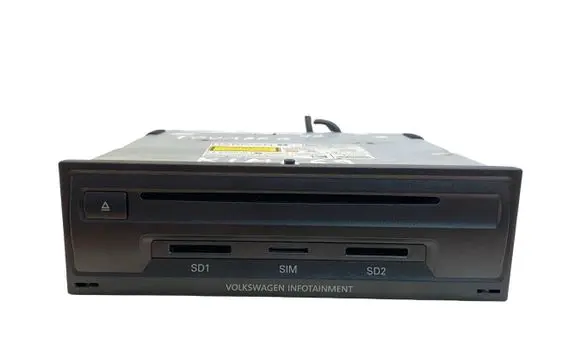 Volkswagen Touareg II Radio/CD/DVD/GPS head unit 7P6035670C AD100169005 1548102886