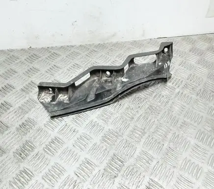 Volkswagen PASSAT B6 Front bumper mounting bracket 3C0807890