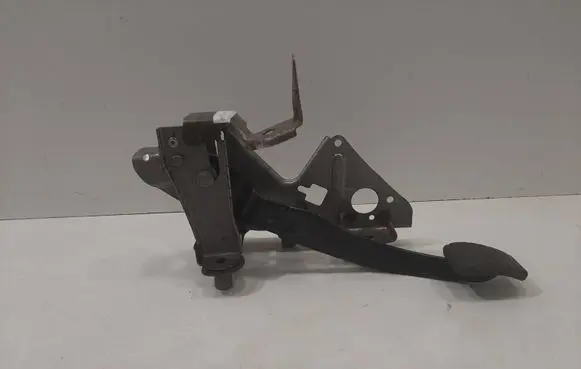 Renault Captur Brake pedal 465013423R