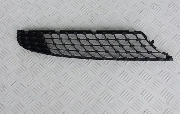 Mercedes-Benz GLC X253 C253 Front bumper lower grill A2538880301
