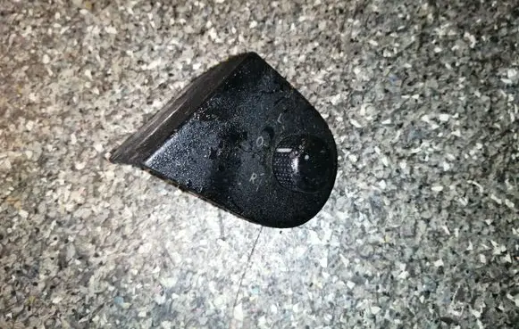 Wing mirror switch