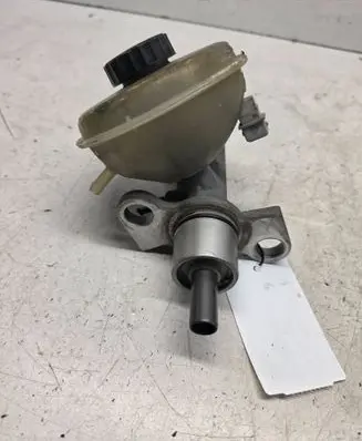 Audi A6 S6 C4 4A Master brake cylinder 8D0611301