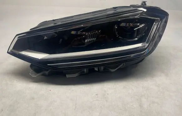 Volkswagen Golf Sportsvan Headlight/headlamp 517941035
