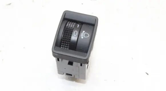 Nissan Leaf I (ZE0) Headlight level height control switch