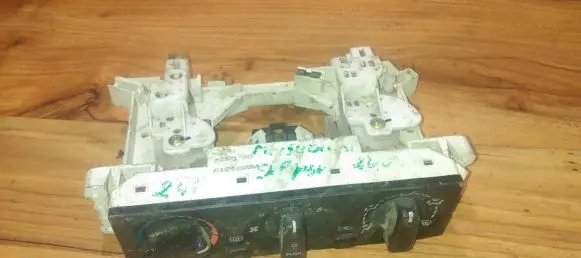 Mitsubishi Eclipse Climate control unit