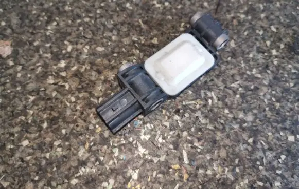 Audi A4 S4 B6 8E 8H Airbag deployment crash/impact sensor 8E0959651A
